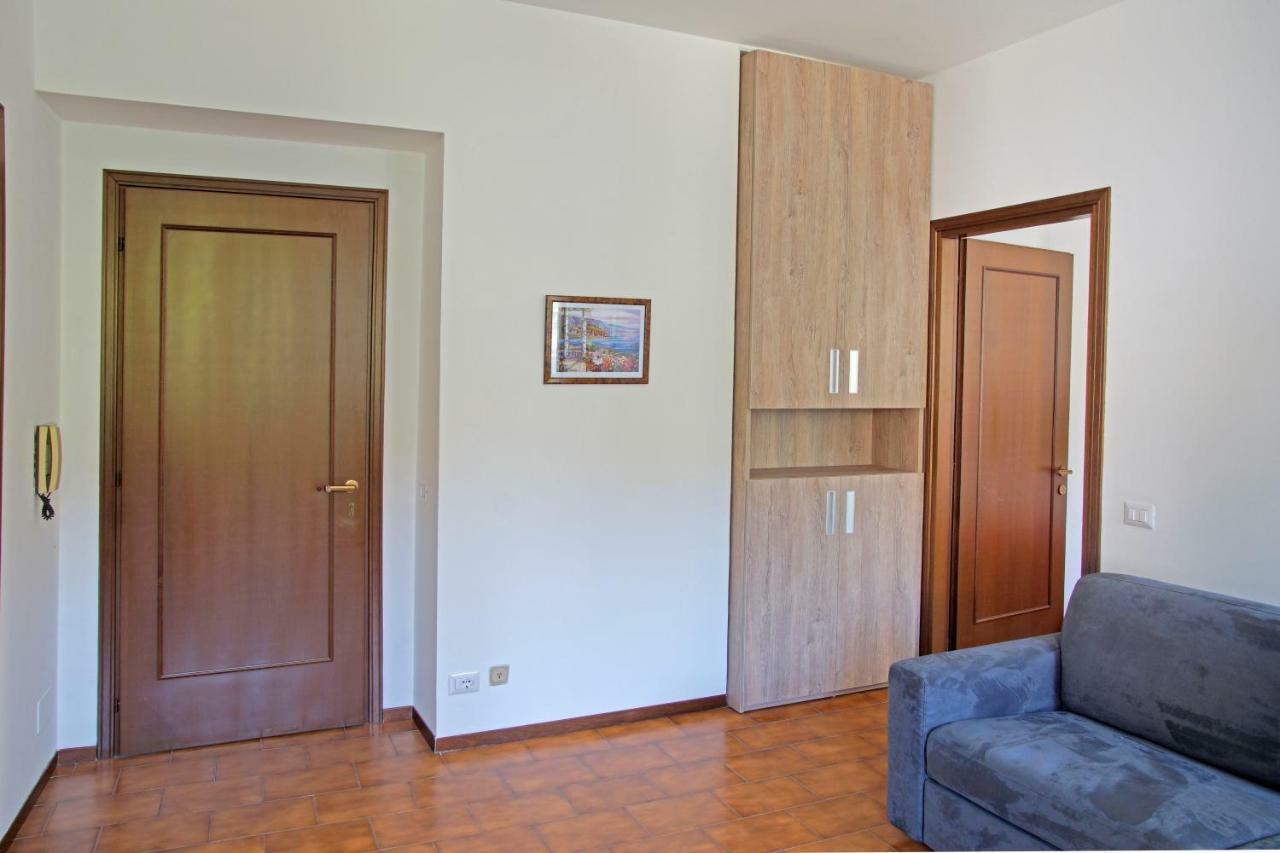 La Pineta Apartment Стреза Екстериор снимка