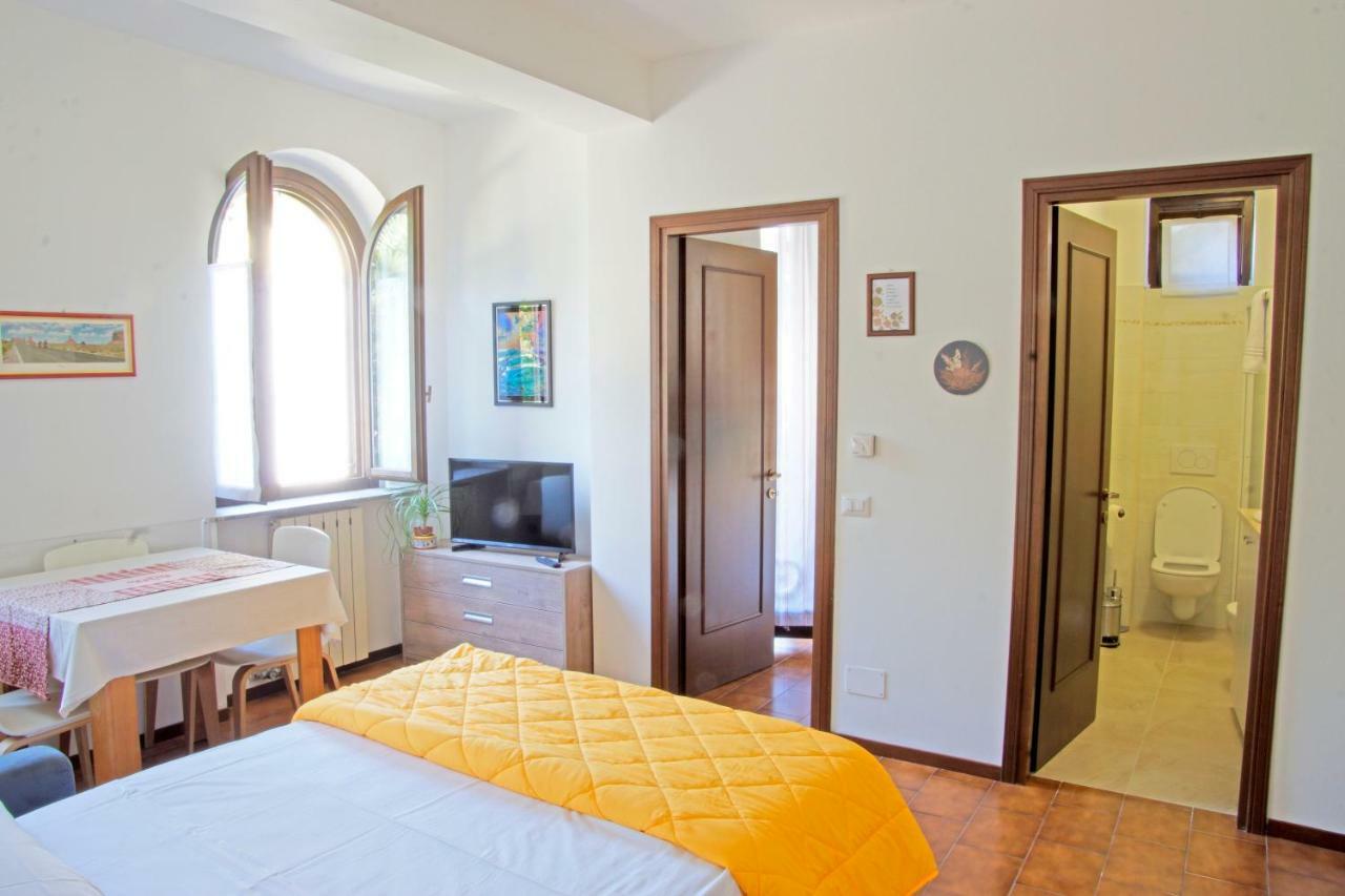 La Pineta Apartment Стреза Екстериор снимка