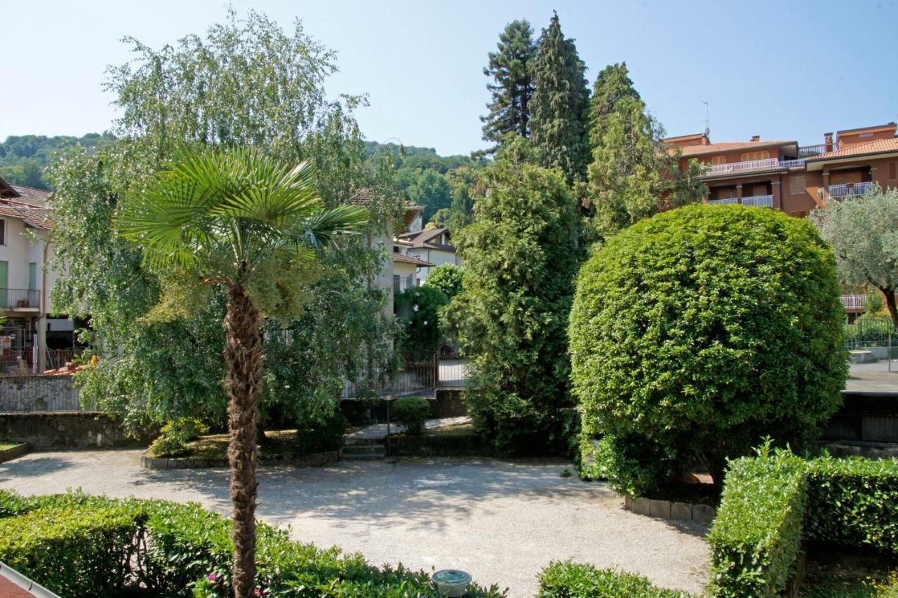 La Pineta Apartment Стреза Екстериор снимка